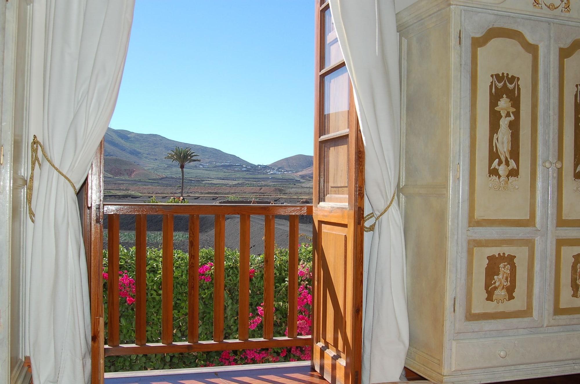 La Casona De Yaiza Guest House ไยซา ภายนอก รูปภาพ